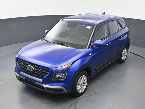 Used 2022 Hyundai Venue SE FWD image 31