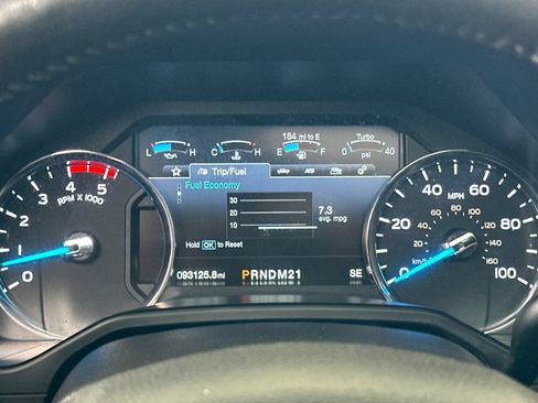 Used 2017 Ford F250 Lariat w/ Lariat Ultimate Package AWD/4WD image 23