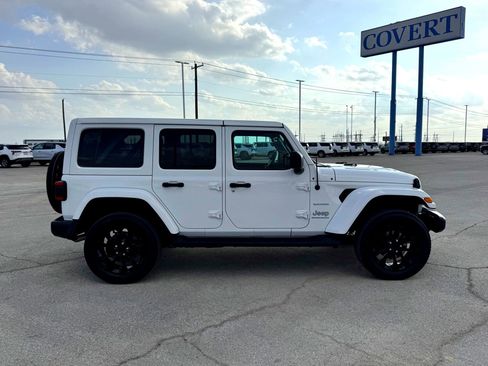 Used 2023 Jeep Wrangler Unlimited Sahara image 6