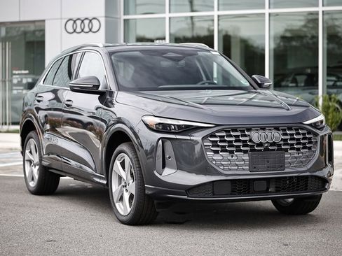 New 2025 Audi Q5 2.0T Premium Plus image 2