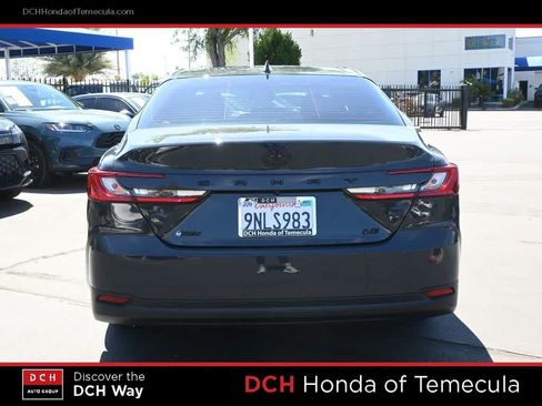 Used 2025 Toyota Camry LE FWD image 6