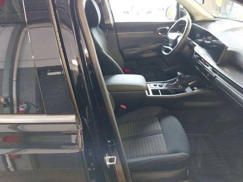 New 2026 Kia Sorento LX FWD image 10