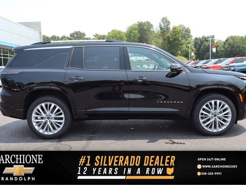 New 2026 Chevrolet Traverse High Country w/ LPO, Floor Liner Package AWD/4WD image 1