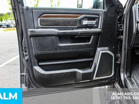 Used 2022 RAM 3500 Laramie AWD/4WD image 38
