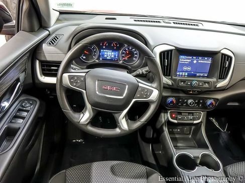 Certified 2023 GMC Terrain SLE w/ Driver Convenience Package AWD/4WD image 3