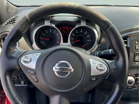 Used 2013 Nissan Juke SV AWD/4WD image 13