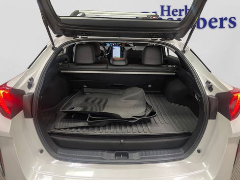 Used 2022 Toyota Prius Prime Limited FWD image 4