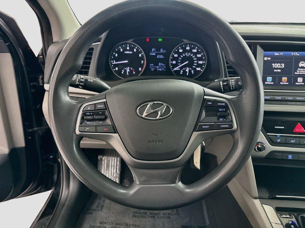 Used 2017 Hyundai Elantra SE FWD image 35