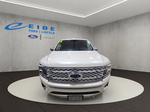Used 2018 Ford Expedition Max Platinum AWD/4WD image 3