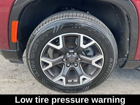 Used 2023 Jeep Wagoneer Series III w/ Preferred Equipment Group image 18