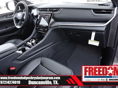 New 2025 Jeep Grand Cherokee L Limited image 12