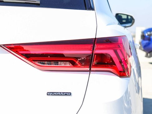 New 2025 Audi Q3 2.0T Premium image 10