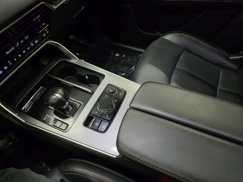 Used 2025 MAZDA CX-90 3.3 Turbo w/ Preferred Package image 24