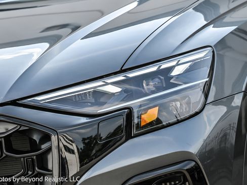 Used 2024 Audi Q8 Premium Plus image 12