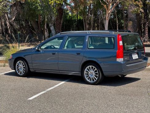 Used 2007 Volvo V70 2.4 FWD image 10