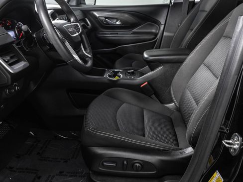 Used 2022 GMC Terrain SLE w/ Driver Convenience Package FWD image 7