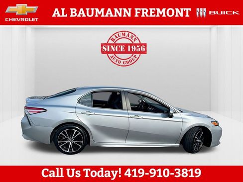 Used 2020 Toyota Camry SE image 8