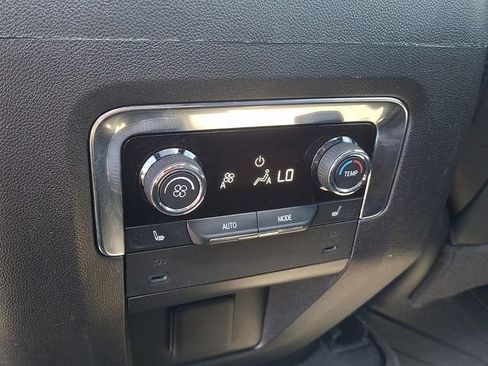 Used 2026 Chevrolet Tahoe Z71 w/ Comfort Package AWD/4WD image 25