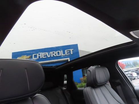 Used 2024 Cadillac Lyriq Luxury AWD/4WD image 45