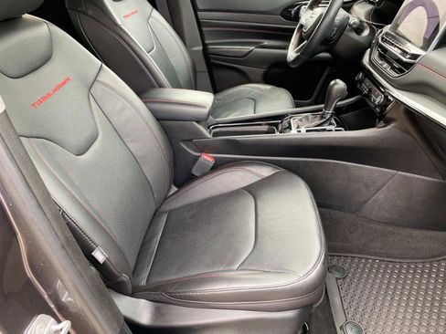 Certified 2022 Jeep Compass Trailhawk w/ Trailhawk Elite Group image 24