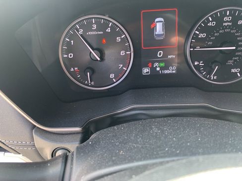 Used 2025 Subaru Outback Limited w/ Popular Package #2 AWD/4WD image 4