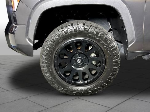 Used 2023 Toyota Tundra Limited w/ Power Package image 11
