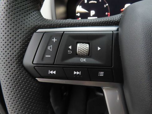 New 2026 Mitsubishi Outlander SE FWD image 12