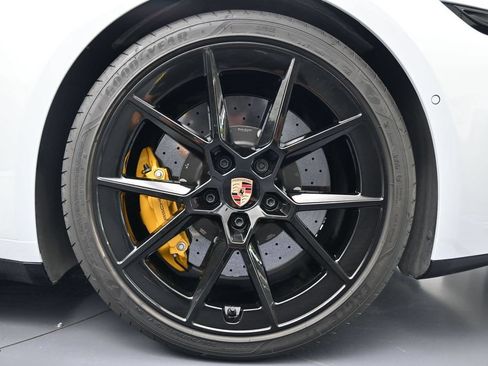 Certified 2026 Porsche 911 Targa 4S AWD/4WD image 47