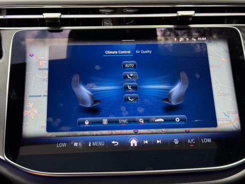 Used 2025 Mercedes-Benz E 350 Sedan w/ Winter Package image 30