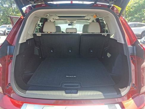 Certified 2026 Nissan Rogue SV w/ SV Premium Package AWD/4WD image 30