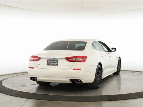 Used 2015 Maserati Quattroporte GTS image 7