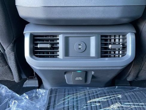 New 2026 Ford F150 XLT w/ Equipment Group 302A MID AWD/4WD image 20