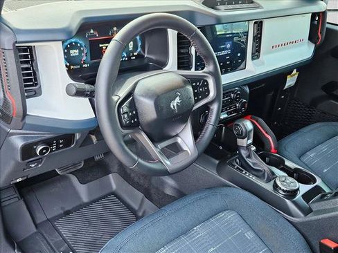New 2025 Ford Bronco Heritage Edition AWD/4WD image 3