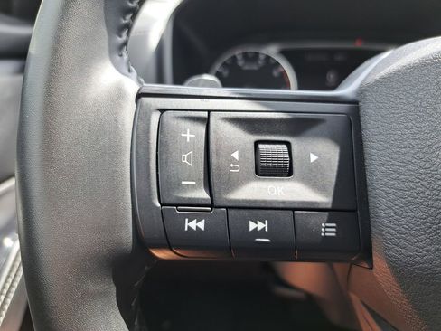 Used 2025 Nissan Rogue SV image 13