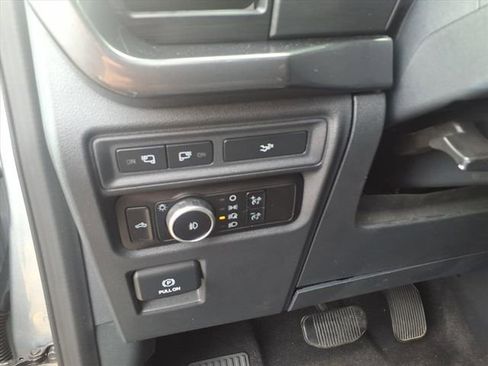 Certified 2023 Ford F150 XLT w/ Equipment Group 302A High image 17