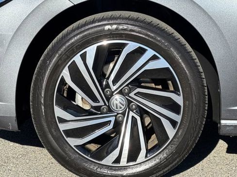 Used 2020 Volkswagen Jetta SEL image 24