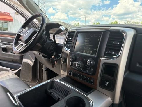 Used 2017 RAM 3500 Laramie w/ Sport Appearance Group AWD/4WD image 26