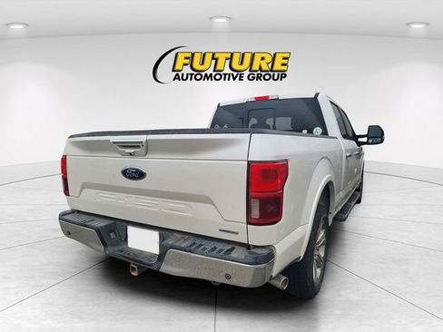 Used 2018 Ford F150 Lariat w/ Equipment Group 502A Luxury AWD/4WD image 3