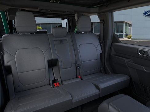 New 2025 Ford Bronco Outer Banks w/ Sasquatch Package image 11