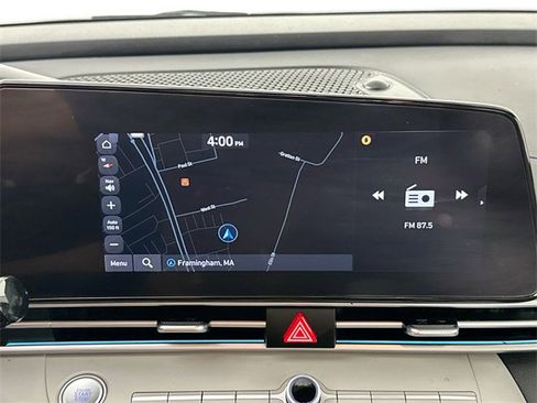 Used 2023 Hyundai Elantra Limited w/ Cargo Package image 12