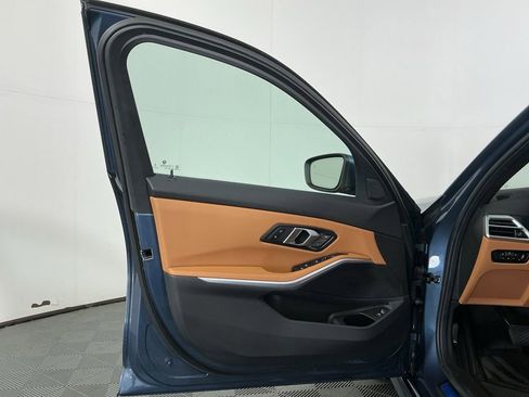 Certified 2025 BMW 330i xDrive 330i xDrive w/ M Sport Package image 20