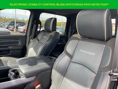 Used 2023 RAM 2500 Laramie w/ Night Edition AWD/4WD image 15