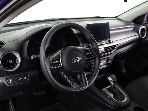 Used 2021 Kia Forte LXS FWD image 23