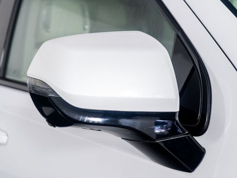 Used 2023 Cadillac Escalade Sport Platinum image 27