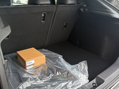 New 2025 MAZDA CX-30 AWD 2.5 S w/ Select Sport Pkg image 9