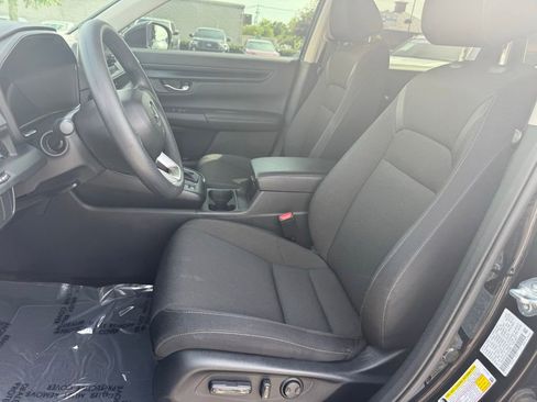 Used 2025 Honda CR-V EX image 13