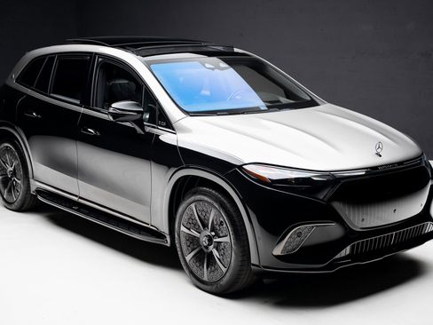 Used 2024 Mercedes-Benz Maybach EQS 680 4MATIC image 41