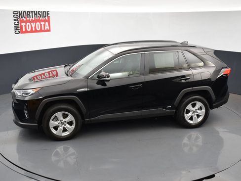Used 2021 Toyota RAV4 XLE w/ Convenience Package AWD/4WD image 20