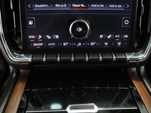 Used 2026 GMC Yukon Denali w/ Denali Reserve Package AWD/4WD image 21