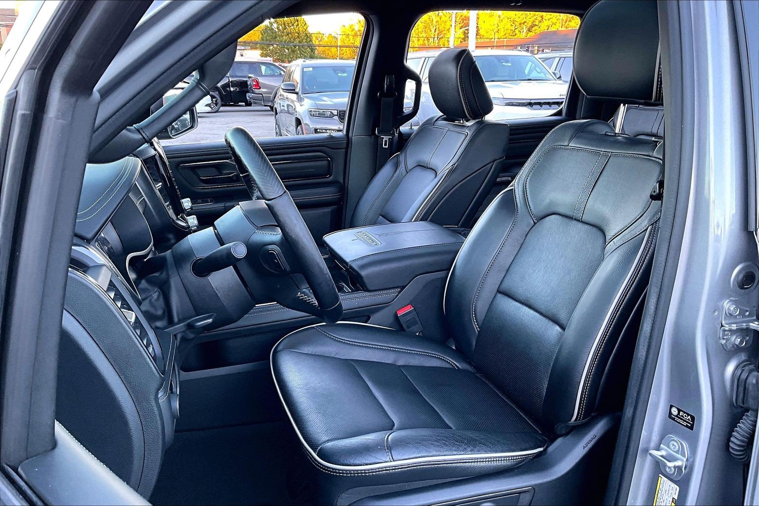Used 2022 RAM 1500 Limited AWD/4WD image 23
